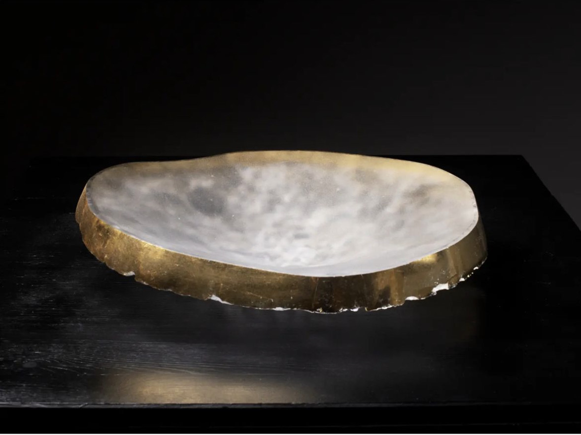 Géode Nbr 4: Texture Glass with Gold Leaf Rim